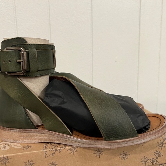Free People Vale Boot sandals strapy soft designs With buckle closure on… - Picture 8 of 15